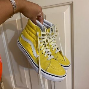 Yellow High top sk8-hi vans